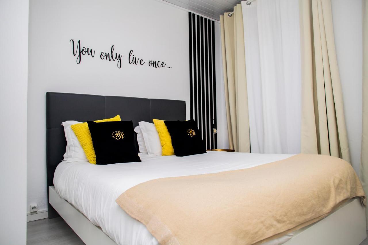 Posh Residences Guimaraes Exterior photo